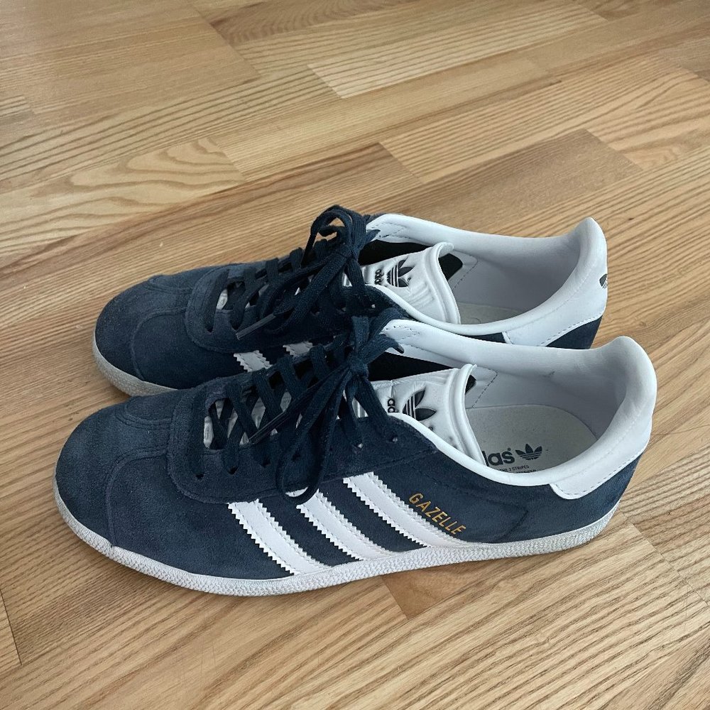 Adidas Gazelle Shoes M 6 / W 7 Collegiate Navy / White / Gold Metallic